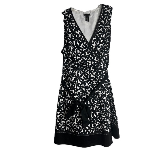 Lane Bryant Dresses & Skirts - LANE BRYANT Sleeveless Dress in Classic Black/White Print Size 22